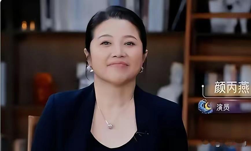 颜丙燕的小男友刘默阳，不查不知道，​一查才知道，原来是块难得的“宝藏”。