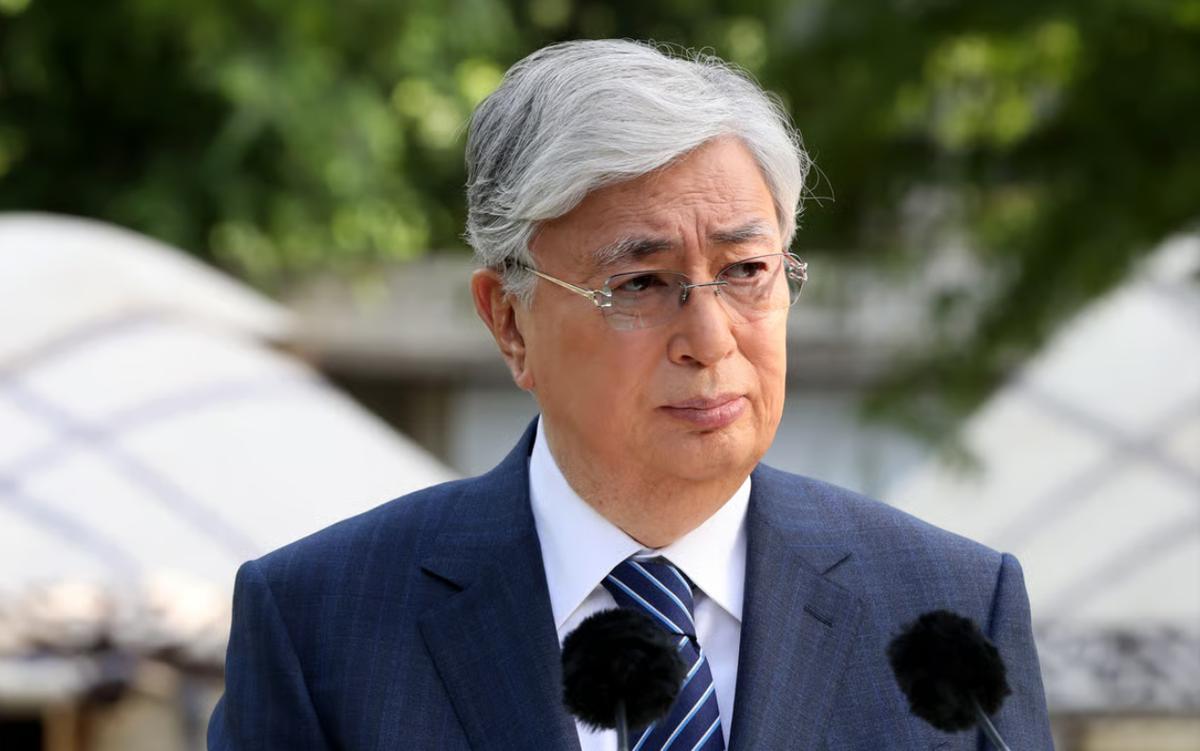 托卡耶夫最近开了场会，主题很明确：稀土。他说现在全球抢资源抢得厉害，哈萨克斯坦手