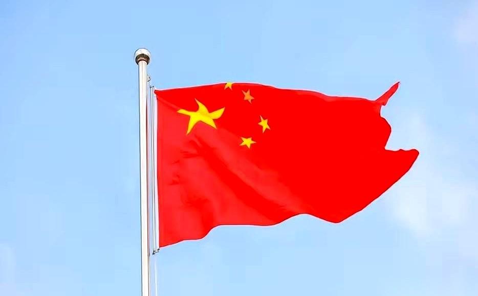 2019年，闻泰掏出268亿人民币真金白银，买下了荷兰安世半导体。厂子转起来了