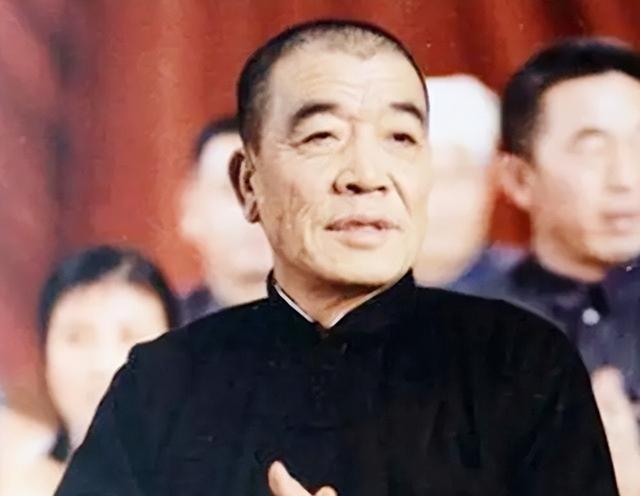 1965年，陈永贵的第一任妻子李虎妞去世后，经人介绍，昔阳县大寨村妇女宋玉林成为