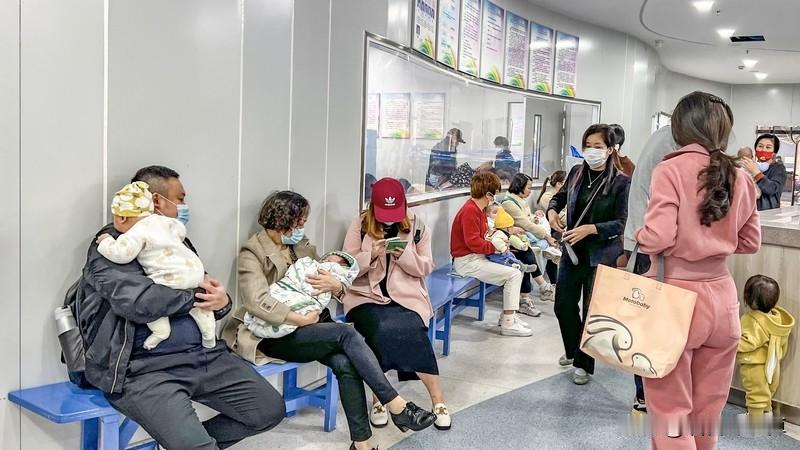 流感疫苗每年都打的确很管用，至从2022年开始每年都给2个孩子打四价流感疫苗，