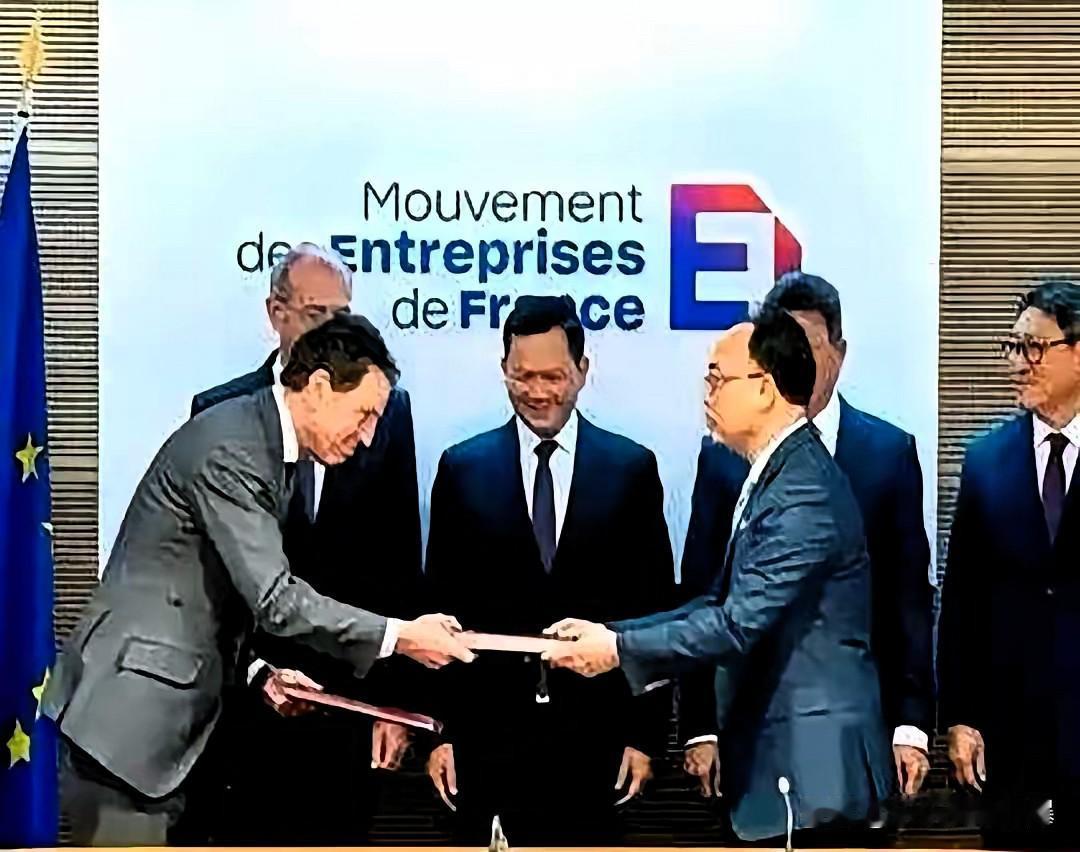 近期，携程用户大面积注销卸载。携程这波操作纯属自寻死路！放着网友的安全顾虑