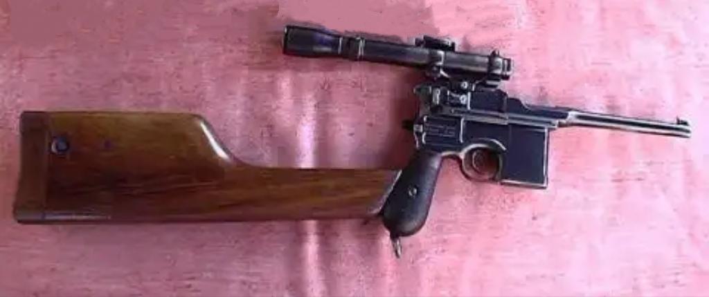 50米，是大多数手枪的有效射程。有效射程与打不打得死人不是一个概念。——啥叫