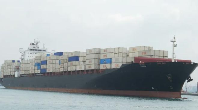 4月20日，被美军扣押的伊朗集装箱船Touska更多的信息披露出来，这艘货船刚刚