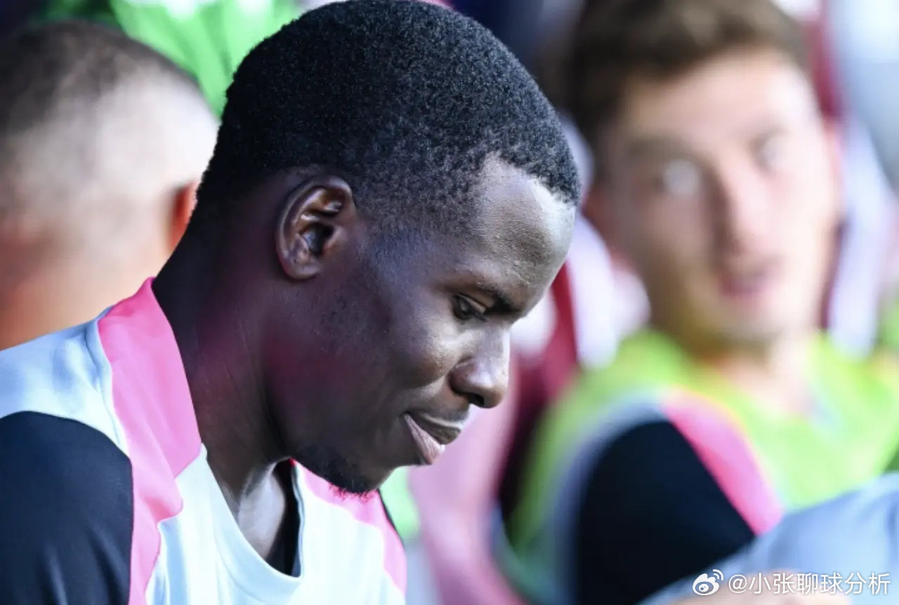 31岁祖马即将签约泰山！被业内人士称作药罐子：连训练都无法保证2月4日晚间，法国