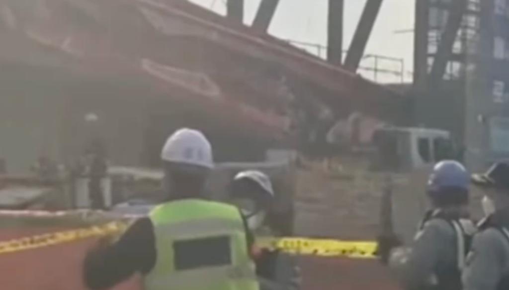 揪心！韩国光州一图书馆施工坍塌，1人重伤4人被埋，救援持续进行。当地时