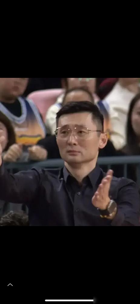 不是说要像冠军教练学习吗？新疆飞虎男篮的主教练刘炜应该好好的向他们学习学习！新疆