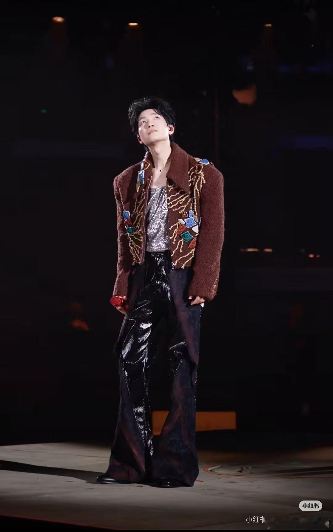 陈楚生创五棵松演唱会观演人数记录新纪录＋全满座！陈楚生演唱会再次印证顶级liv