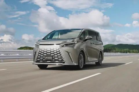 近日，懂车之道获悉，新款雷克萨斯LM图发布。此次为年度改款车型，主要针对部分配置