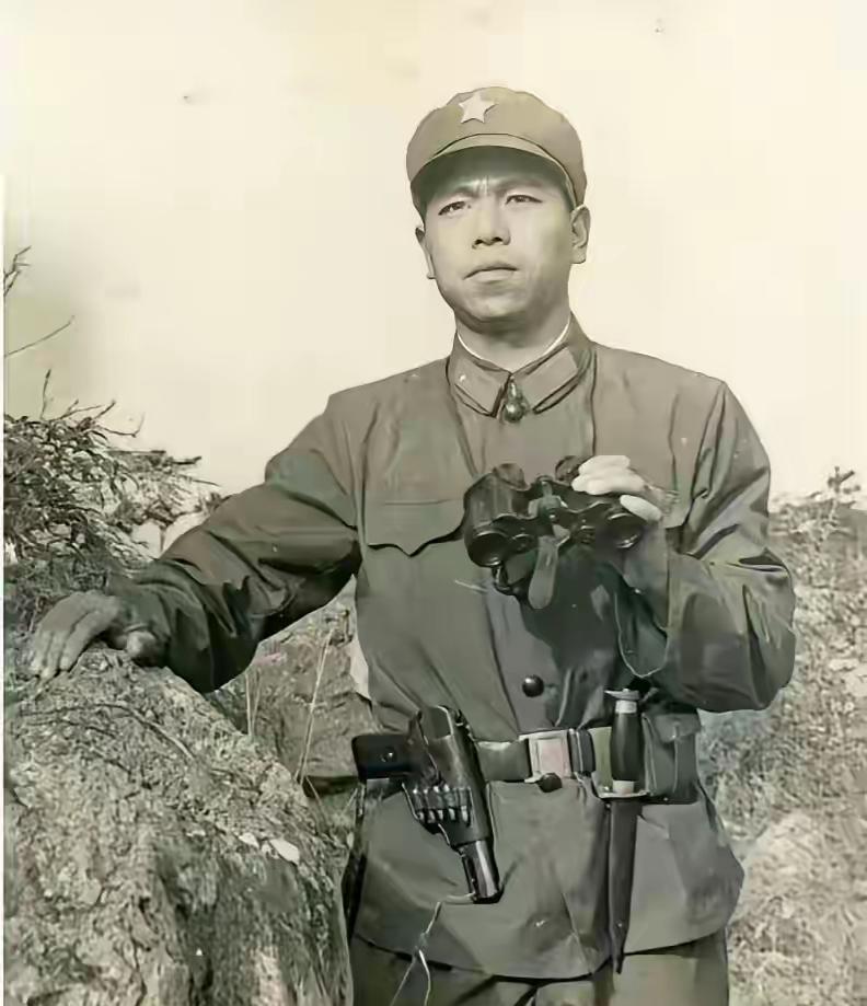 1981年6月24日，在法卡山区域361高地执行侦察捕俘任务返回途中，触越军地雷