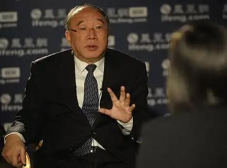 这件事儿，你支持吗？ 深圳香蜜湖金融论坛上，黄奇帆抛出个大胆建议——减少部分