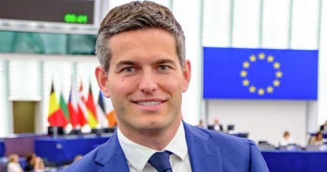 中方或失去安世半导体，荷兰新外长对华更强硬，计划祭出一个前所未有招数！202