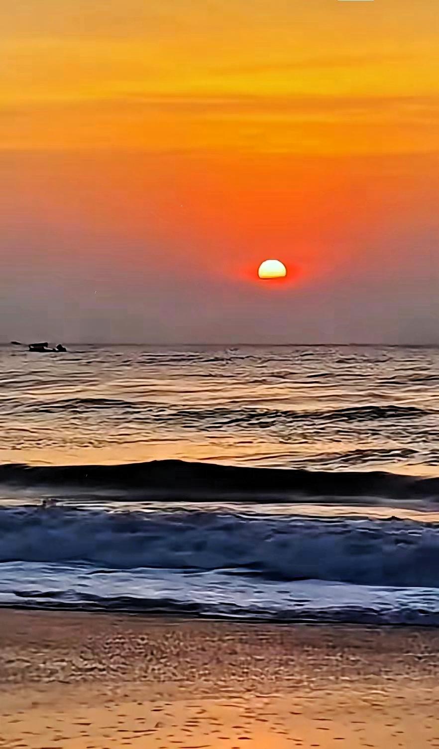 只要经济上，精神上，不依赖任何人，就没有人，可以随便拿捏你。幼稚的人沉