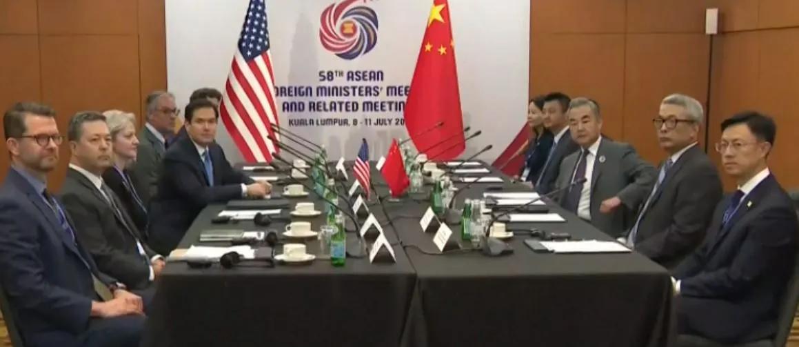 7月11日下午，王主任和美国国务卿鲁比奥如期在马来西亚的吉隆坡举行了会见。那么如