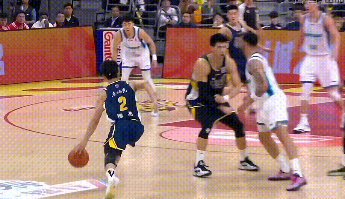 稳！奶茶哥萨姆纳谈徐杰：“看徐杰打球是一种享受。”“他总是能够打出精彩表