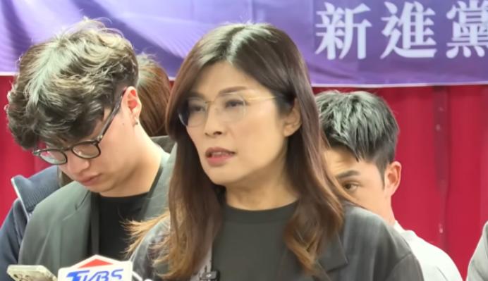 12月27日，国民党主席郑丽文下午出席活动时表示：“国民党要让全世界都知道，两岸