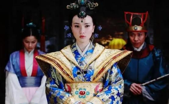 公元1582年，李太后发现身边的宫女怀孕了，便质问孩子的父亲是谁，没想到宫女拿出