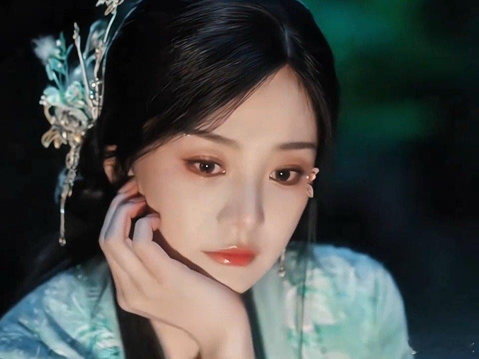 成何体统get到了胡意旋《成何体统》直接被胡意旋美到失语！以前只知她可爱，这次