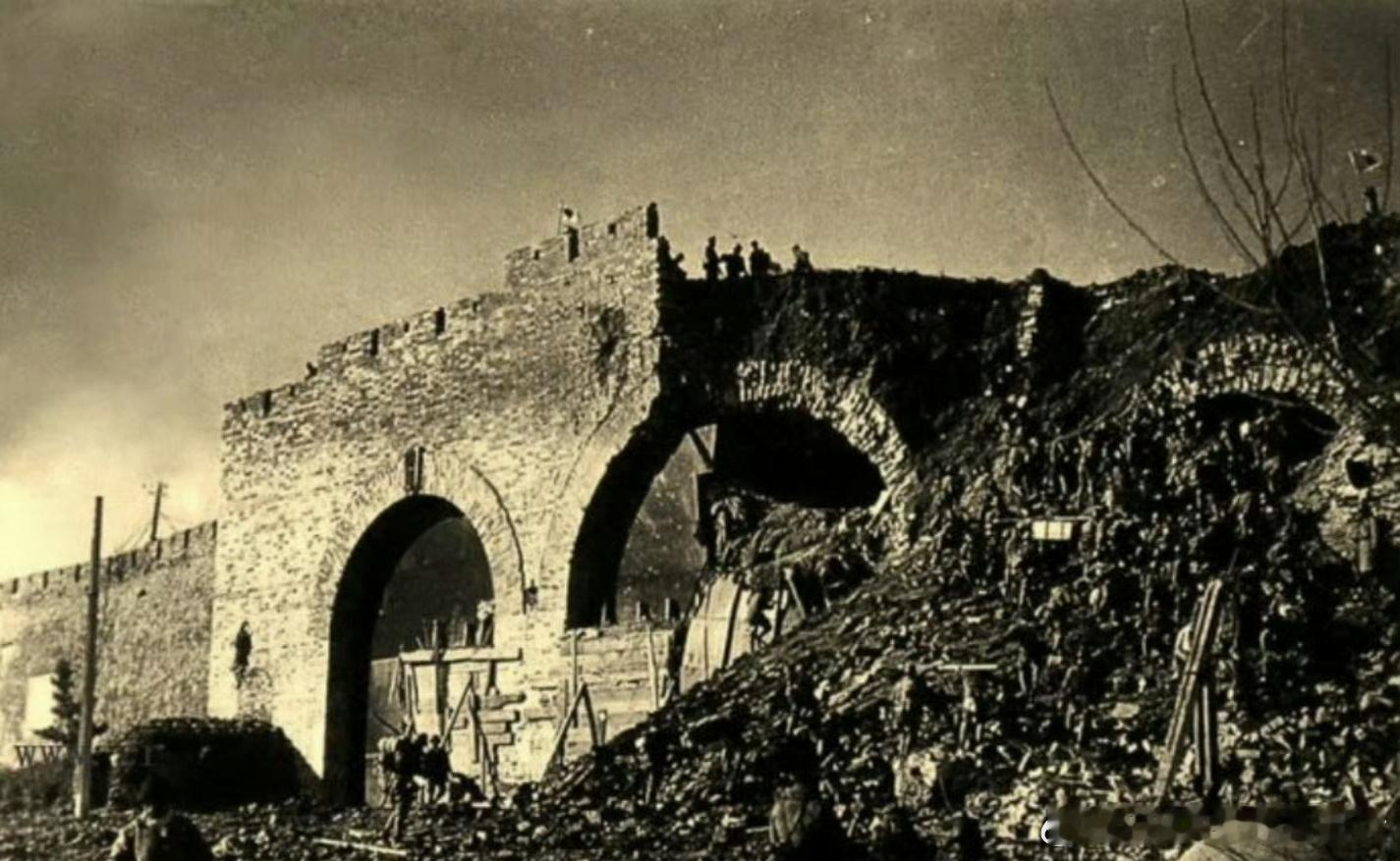 1937年12月，沦陷后的南京城