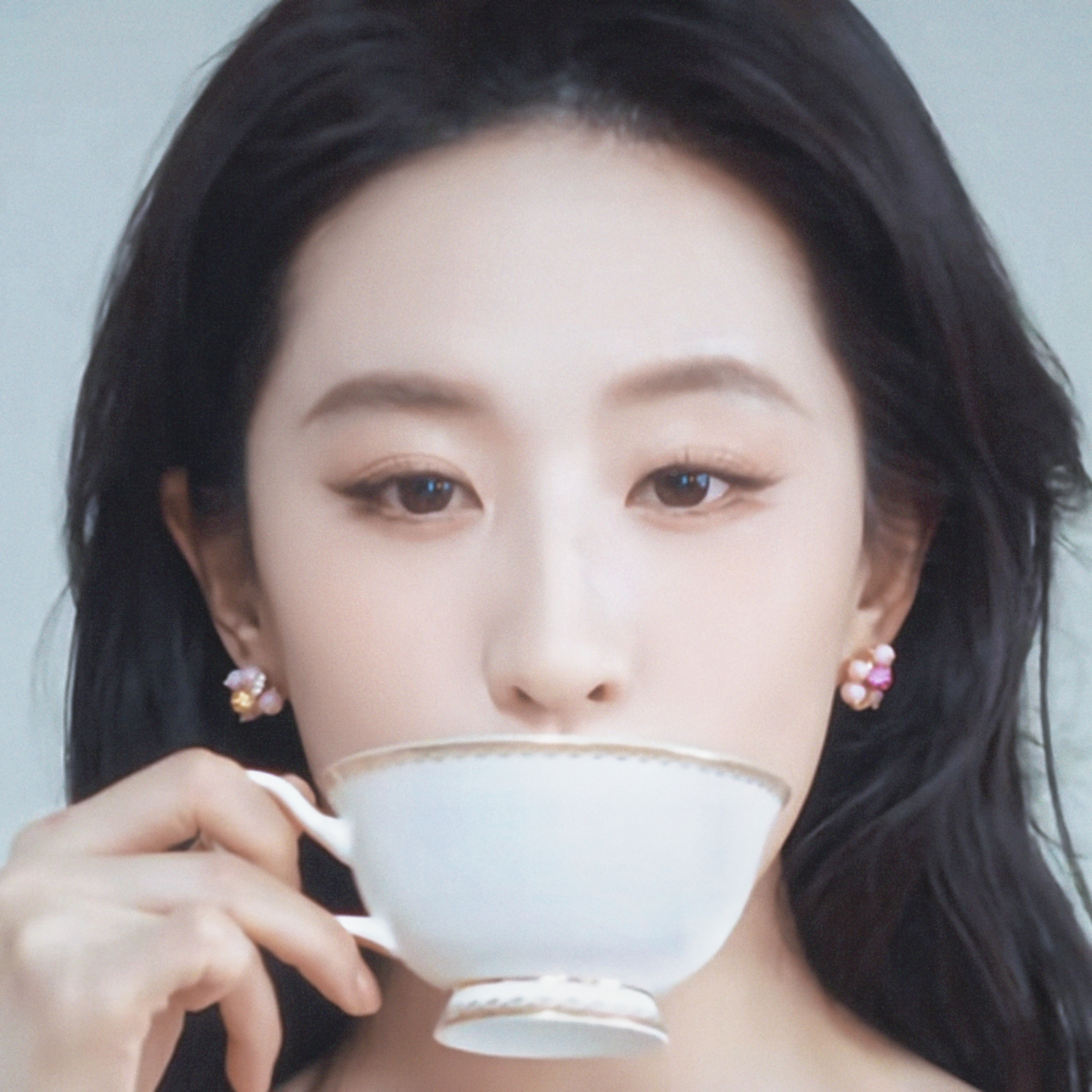 姐姐最近有点忙，拍完你的拍你的，拍完你的拍你的～刘亦菲陈瑶双虞姬