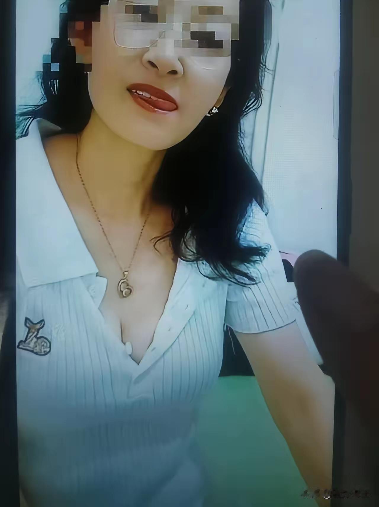 看到一视频儿女结婚在即，本是亲上加亲的好事，最