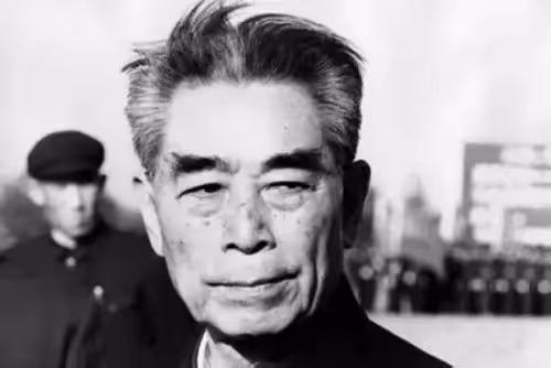 今天就是1月8日了，你能想起是什么日子吗？1月8日是我们敬爱的周总理逝世五十周年