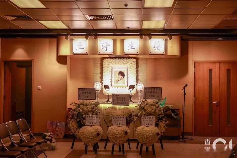 李家鼎（鼎爺）前妻施明的喪禮將於今日（4月22日）於大圍寶福紀念館設靈，翌日大殮