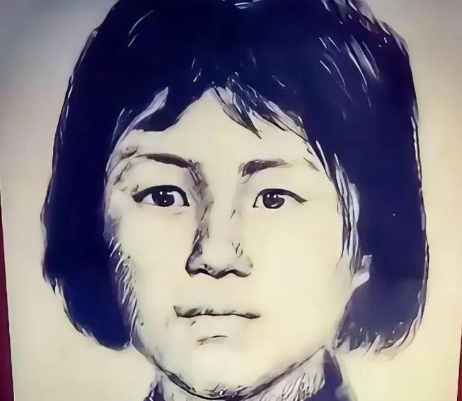 17岁姑娘被押赴刑场，突然抓了把生黄豆塞进嘴里。众人不解，直到枪响后，她依然昂着