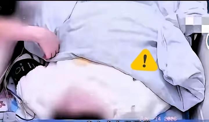 恶魔，不分年龄！很多人以为孩子的打闹只是调皮，可有些恶意，早已超出孩童的范畴
