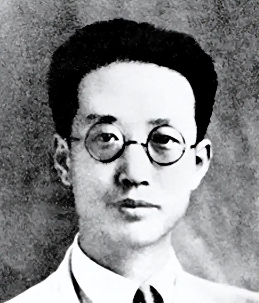 中共早期领导人之一，1933年叛变，解放后成复旦大学教授的人是谁在波澜壮阔