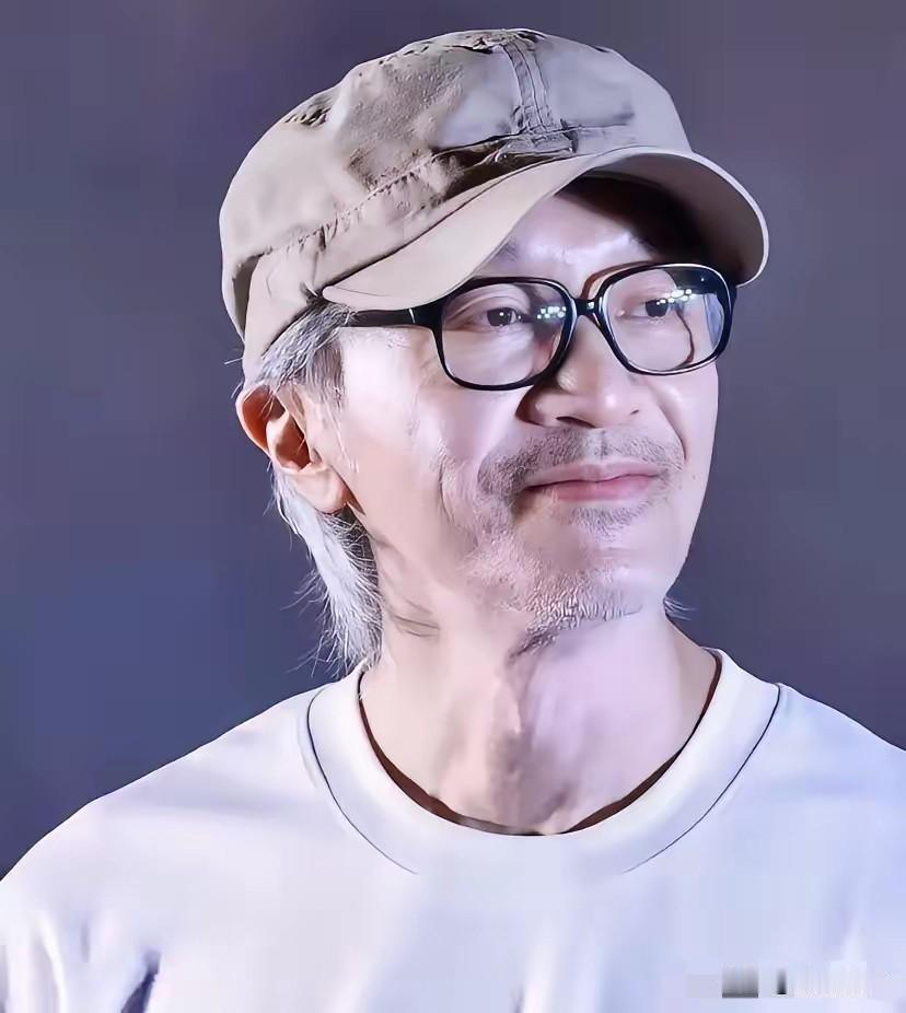 果然面相是不会骗人的，不信你看周星驰，他都64岁了，他的父母都健在，都是八九