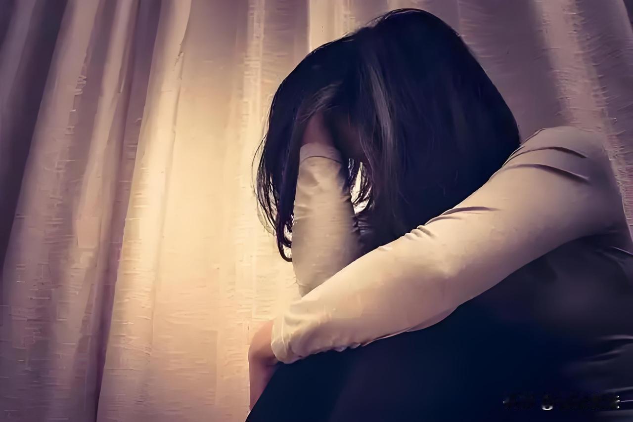 湖南衡阳，女子未婚生下一儿一女，她抚养儿子，前男友抚养女儿，不料，儿子7岁时游泳