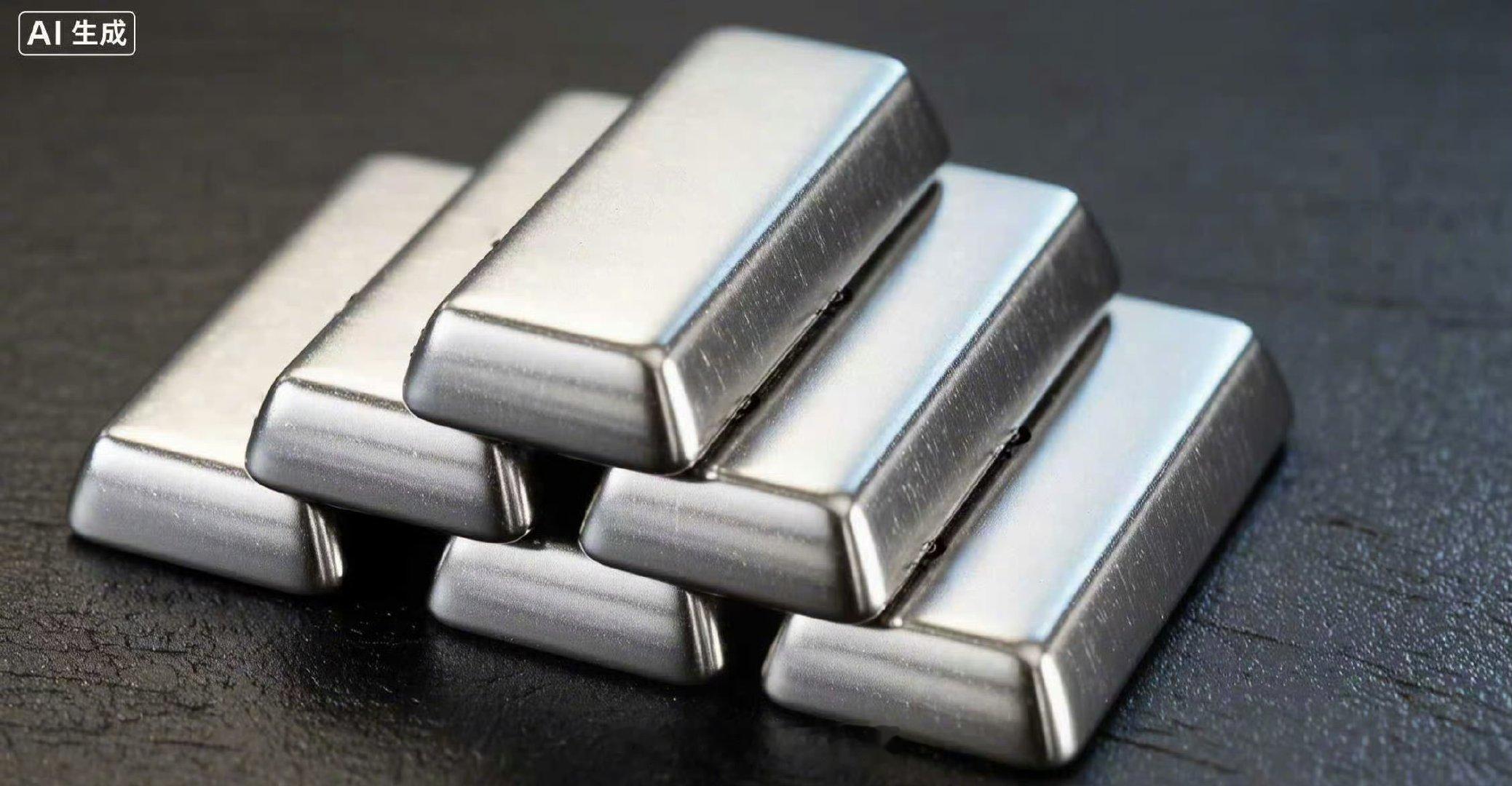 【国投白银LOF目前基金运作正常】国投白银LOF停复牌安排2月8日，国投白银LO