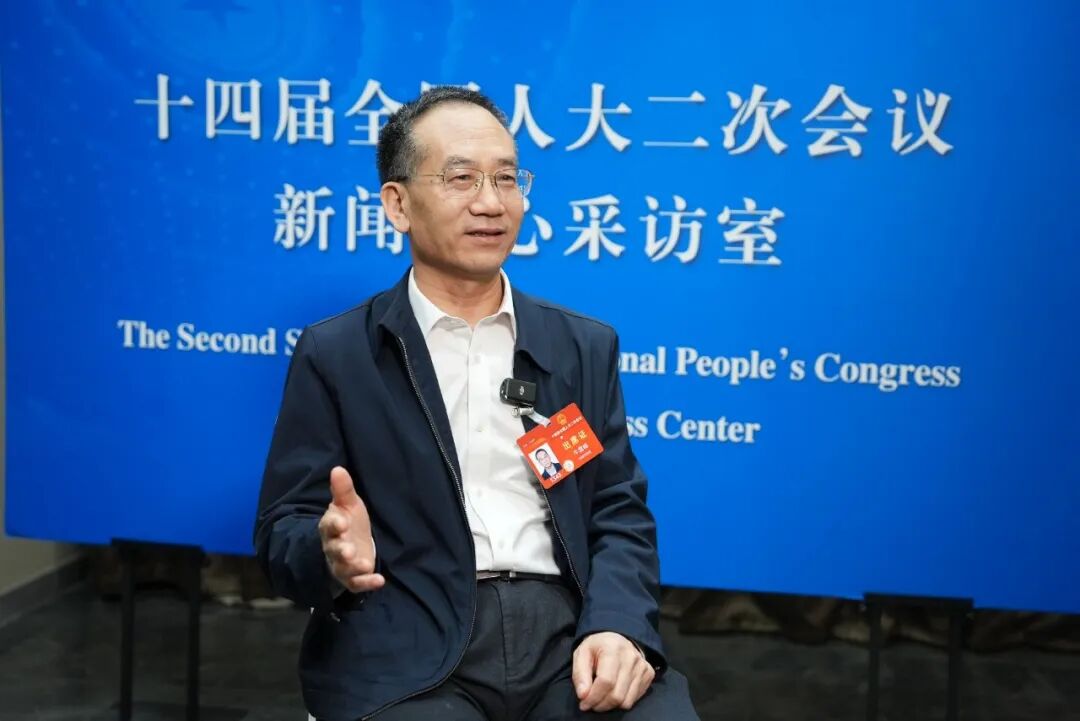 牛雪峰被查, 曾在证监局任局长