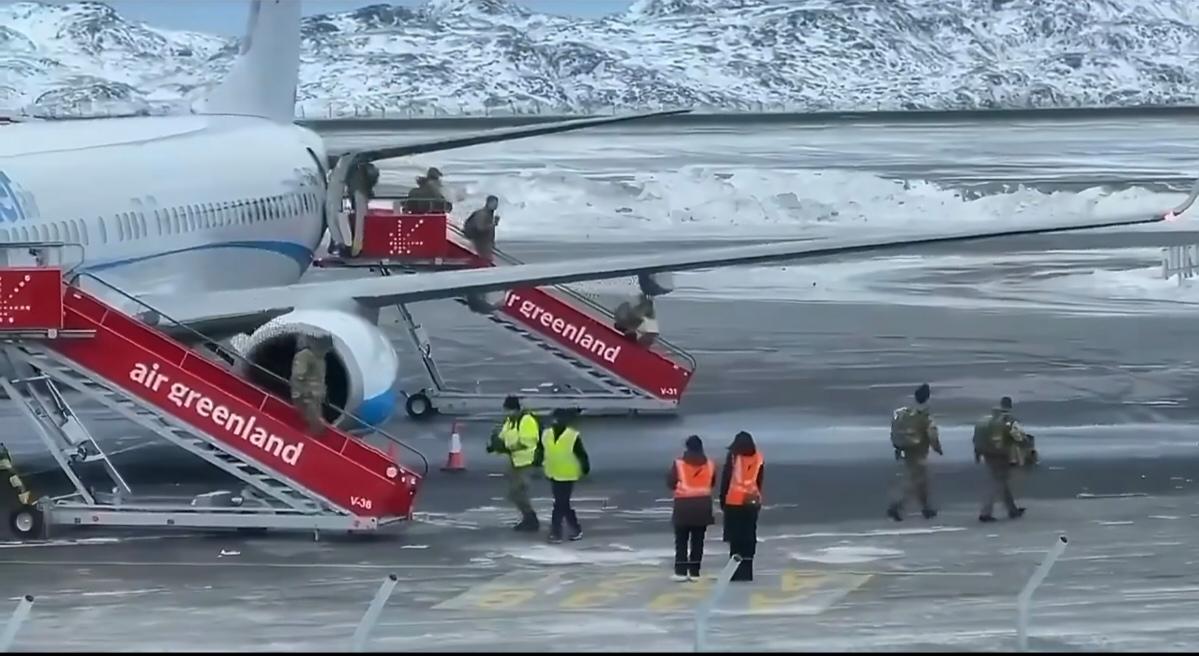 欧洲七国上老火了，为了帮丹麦的格陵兰岛把川总得罪了，川总一棒子要把这八国砸死。2