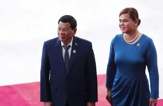 4月28号前后，也就是再过三天后，菲律宾总统小马科斯将迎来终局胜利：父陷囹圄女遭