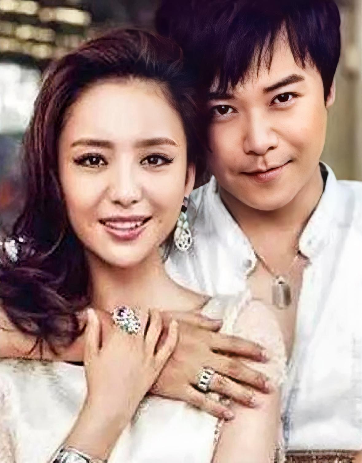 佟丽娅念陈思诚的好。佟丽娅说离婚那天陈思诚主动转5%股份，还说孩子成长不缺席，