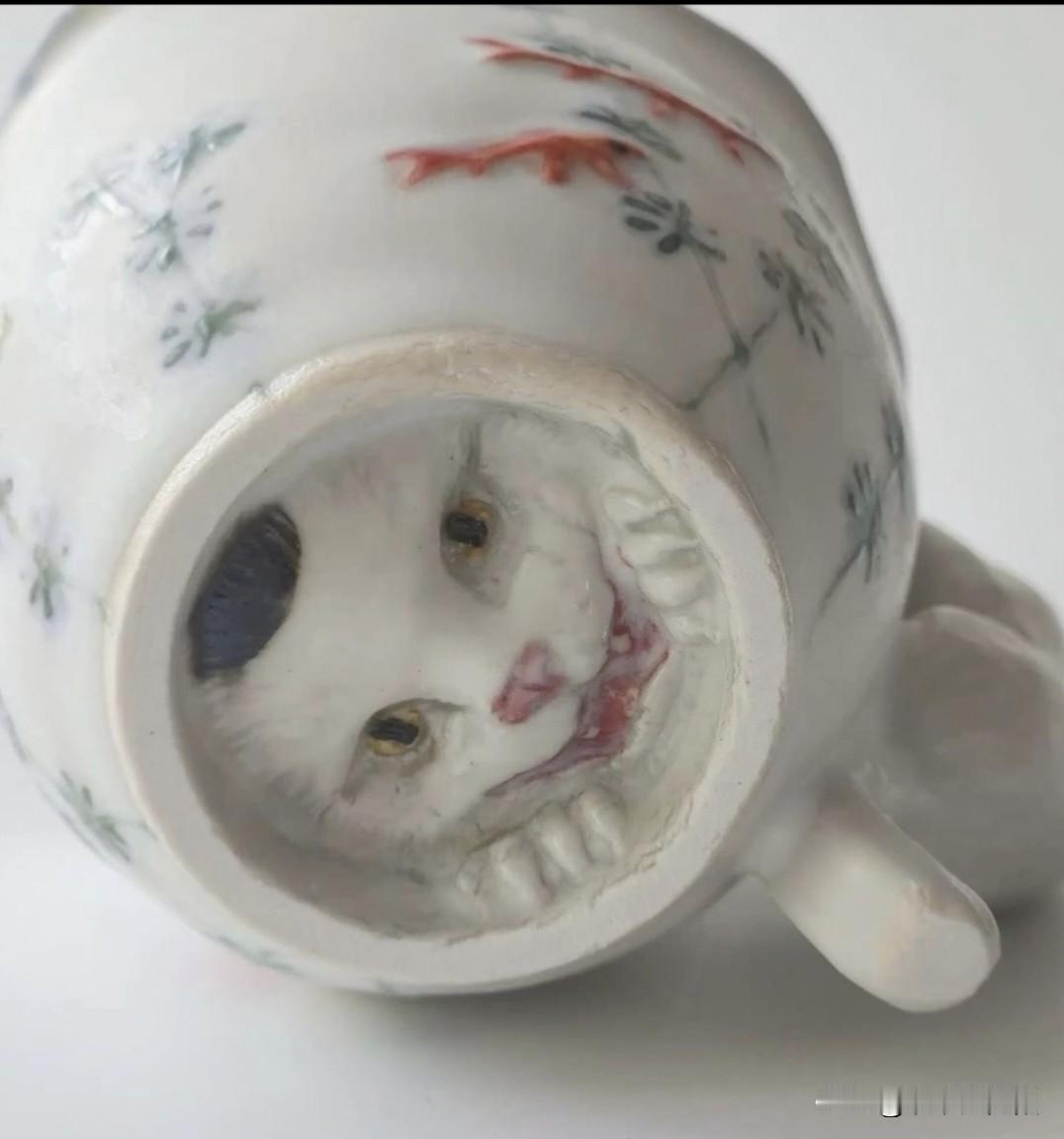 叹为观止，美丽的小猫杯！可爱与邪恶并存！[呲牙笑]