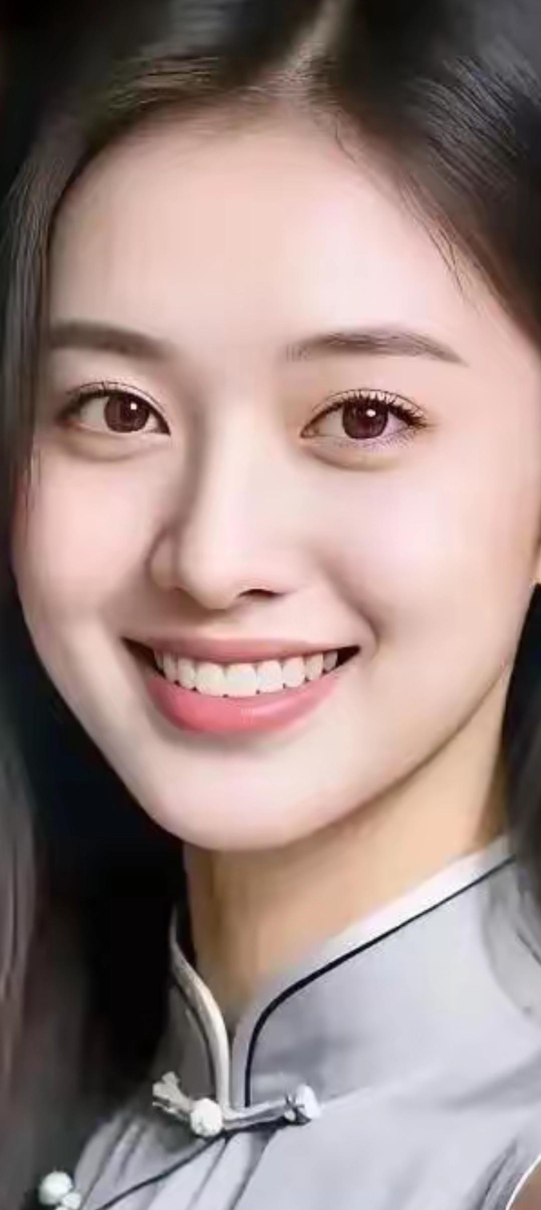 微笑如阳光般温暖，照亮每一天！🌞😊