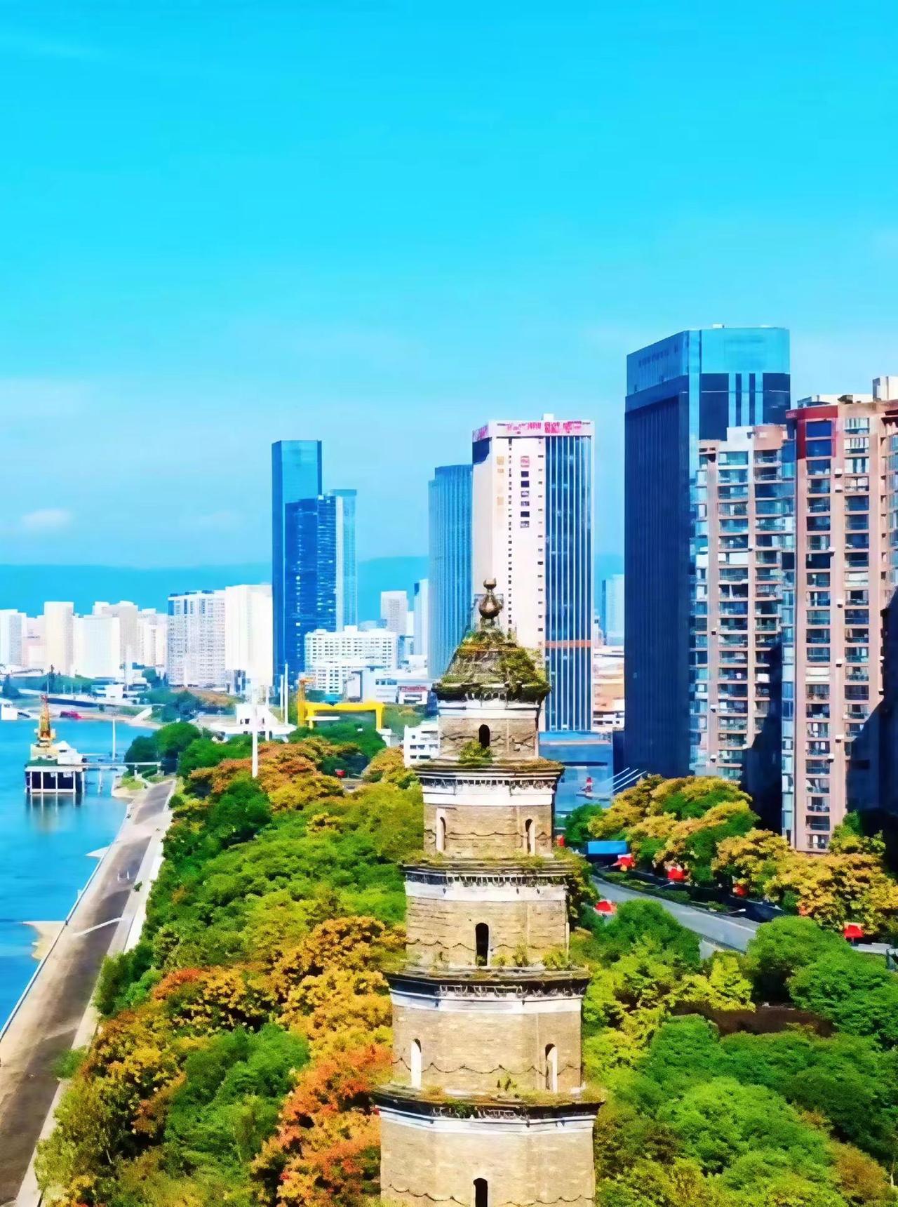 有的说是上海，有的说是广州，这座城市位于哪里？
