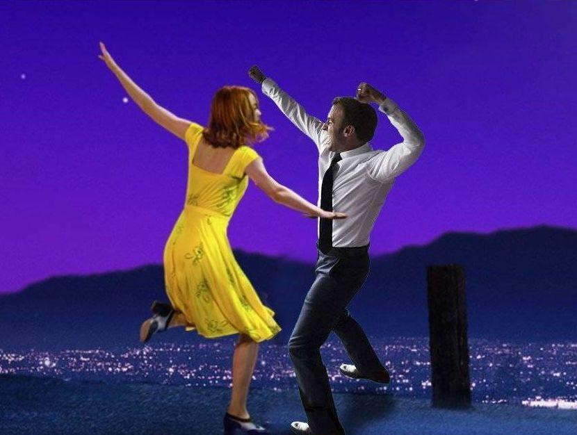 马克龙夫妇蹦跶瞬间，对马克龙夫人来说，老的只是年龄而不是心。有马克龙这个小丈夫在