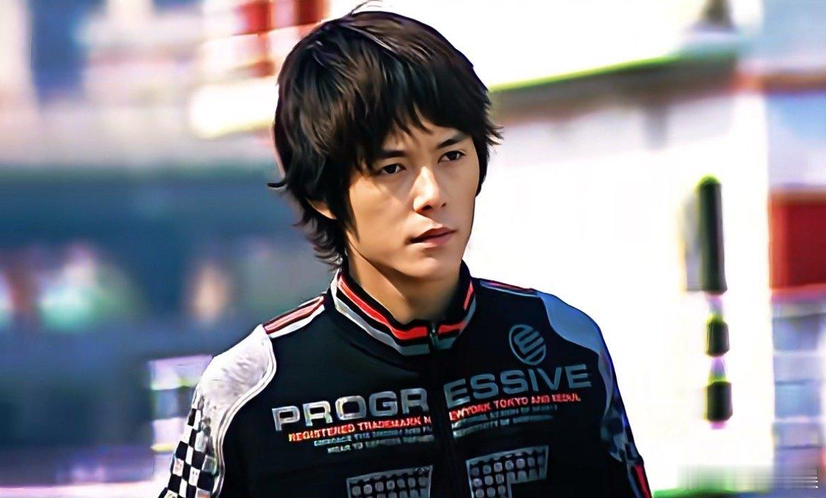 不好意思，其实我到现在还是喜欢雪獒铠甲