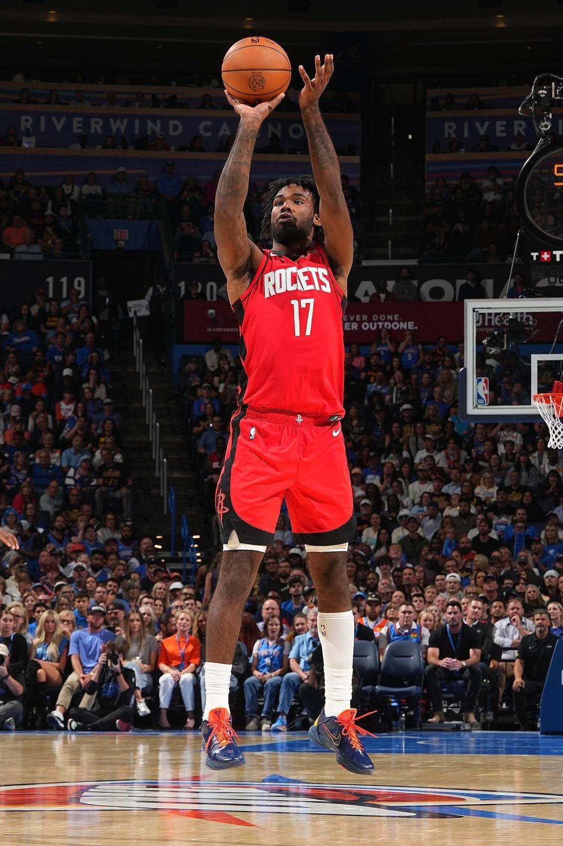 可惜了！伊森差点立大功了！最后一次抢断夺回球权，最后杜兰特投篮不中，伊森补篮得