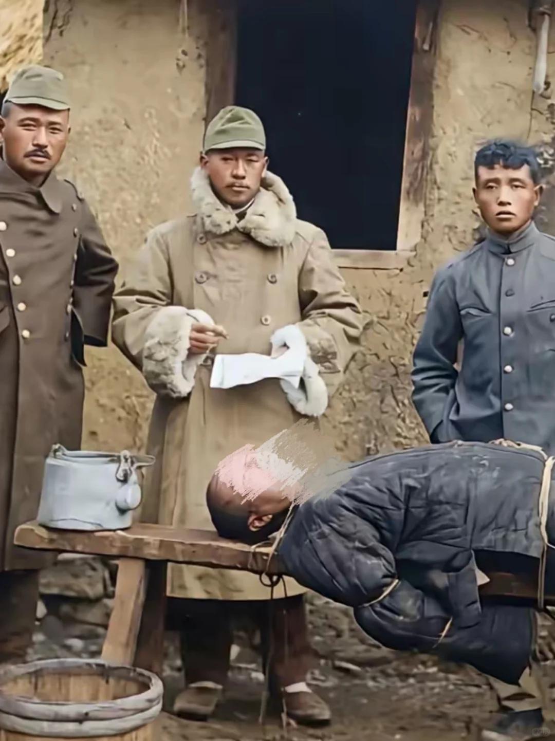 看了就大喊：住手！极其残忍的日军行刑场面！1935年，我国辽东某地，一位不幸被俘