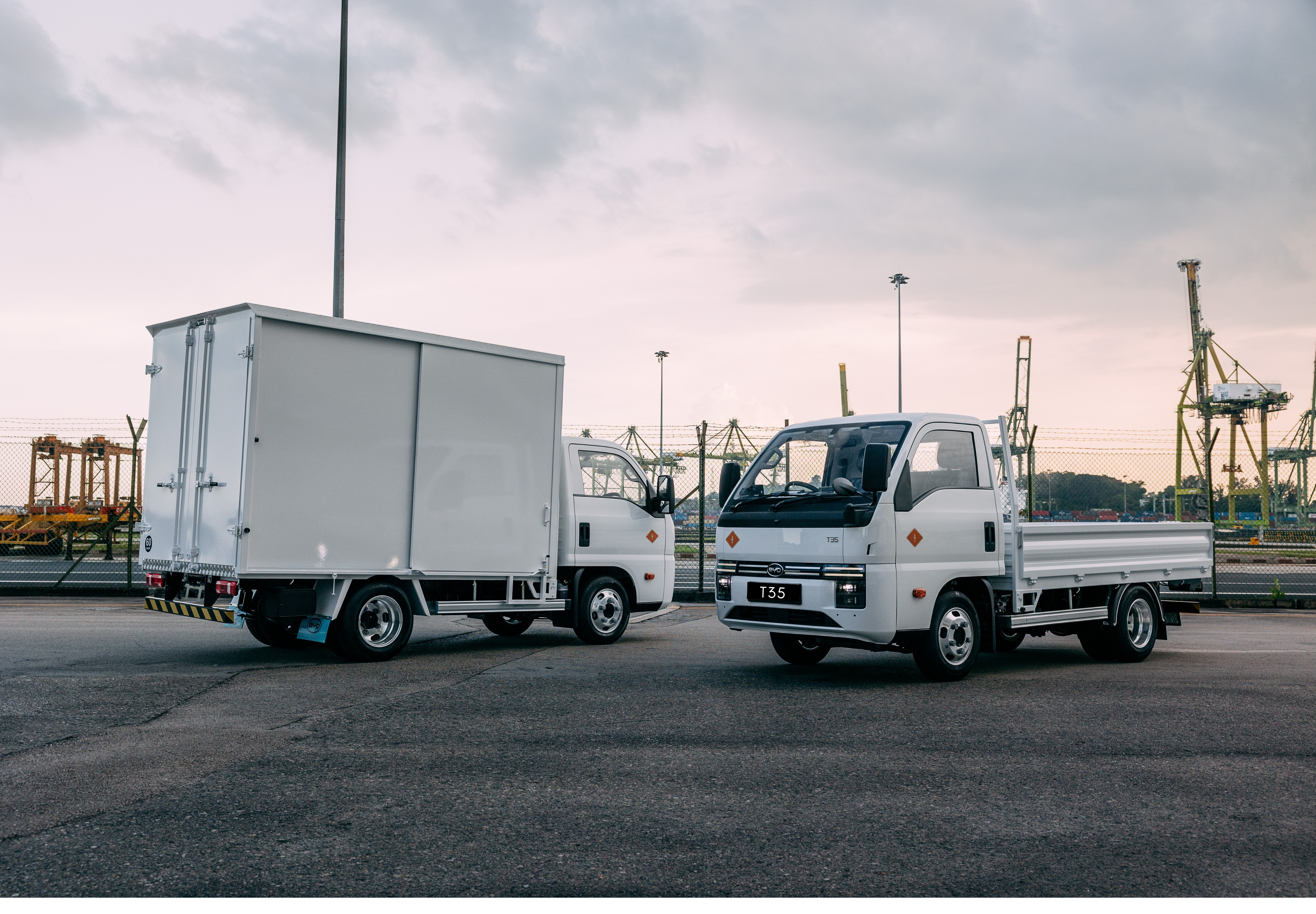 有一说一，比亚迪在国外真争气，尤其是新加坡市场杀疯了！乘用车直接拿下销量冠军，商