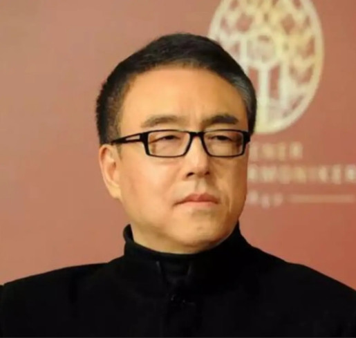 2006年，导演郎昆在趁妻子马艳丽出国，出轨舞蹈家刘岩，马艳丽提出离婚，后来刘岩