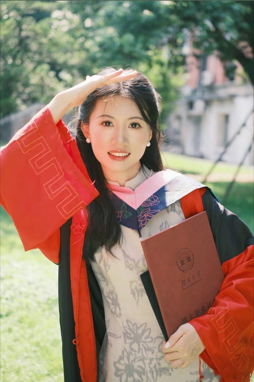 气质穿搭小姐姐