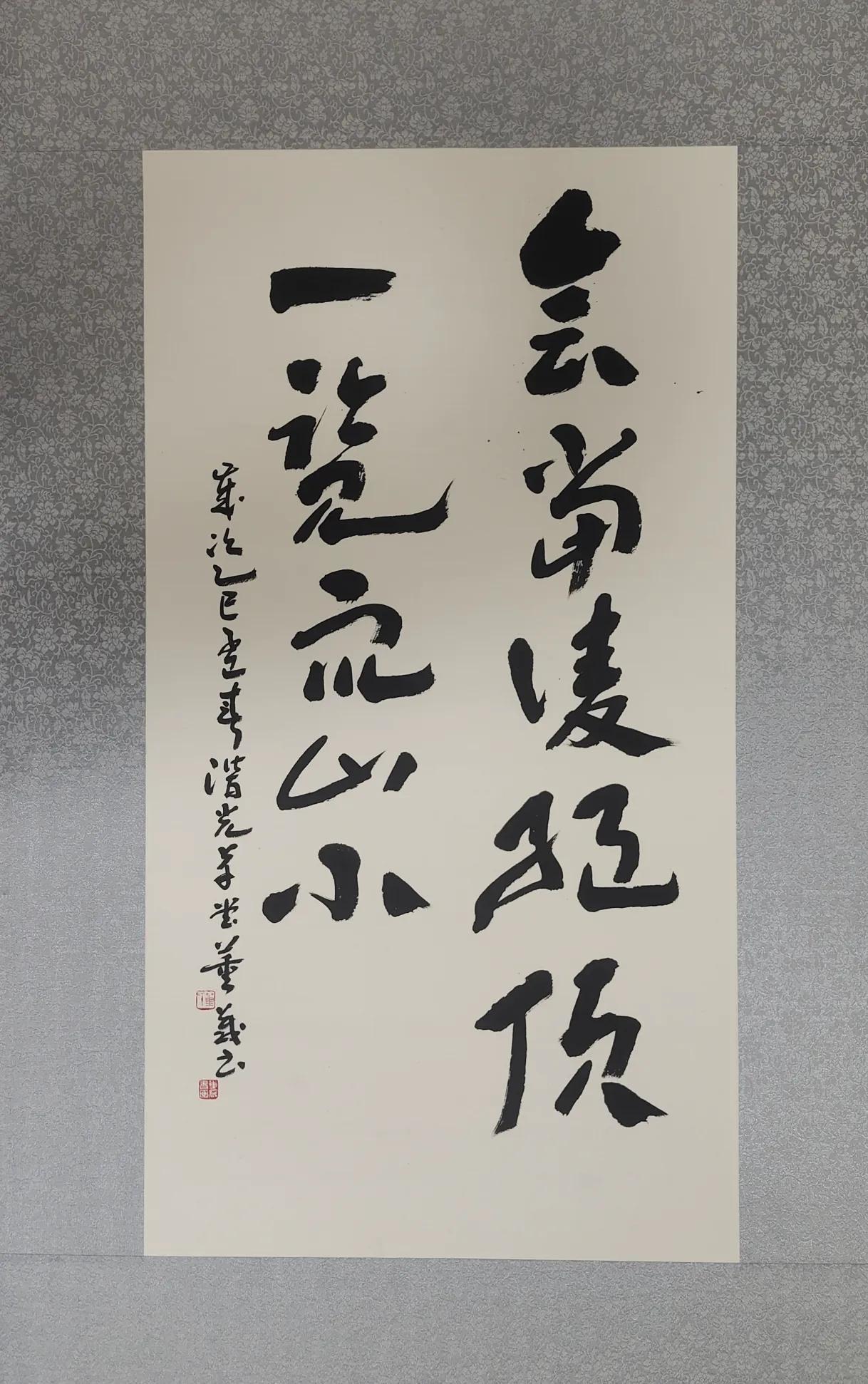人从不会被道理点醒，只会被现实教会。大病一场时，才懂健康最珍贵；至亲离去后，才知