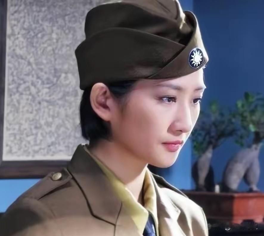 1938年，41岁的戴笠以处理紧急公务需要加班为由，单独留下秘书余淑衡，随后将她