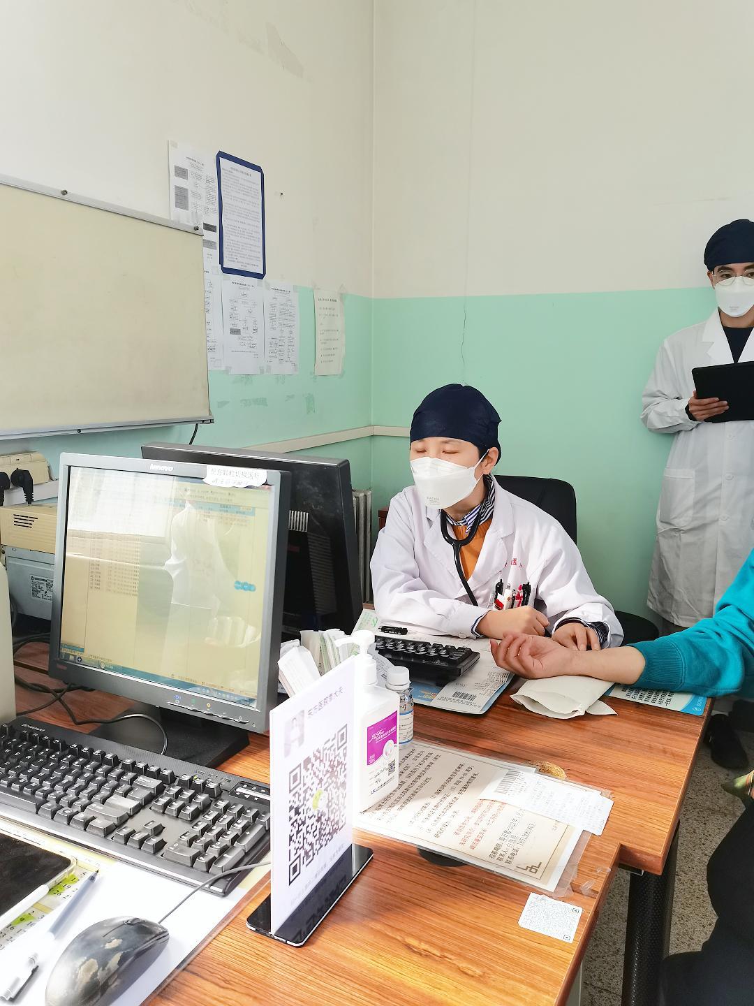 中医揭秘支气管哮喘调理关键，摆脱反复咳喘不用走弯路！门诊接诊无数支气管哮喘患者